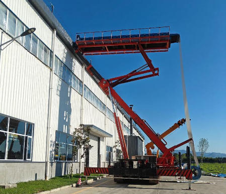 湖北遠(yuǎn)大彩鋼高空壓瓦作業(yè)需注意哪些安全操作要點(diǎn)？如何保障質(zhì)量？